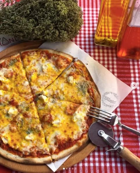Pizza Grande 3