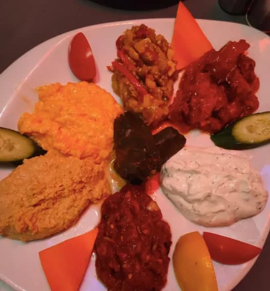 Amedros Cafe Restaurant 3