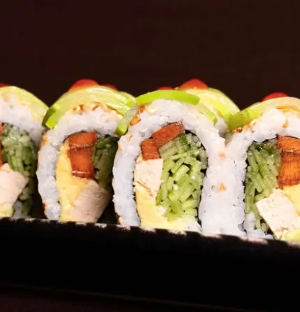 Tas Ramen And Sushi Bar 3